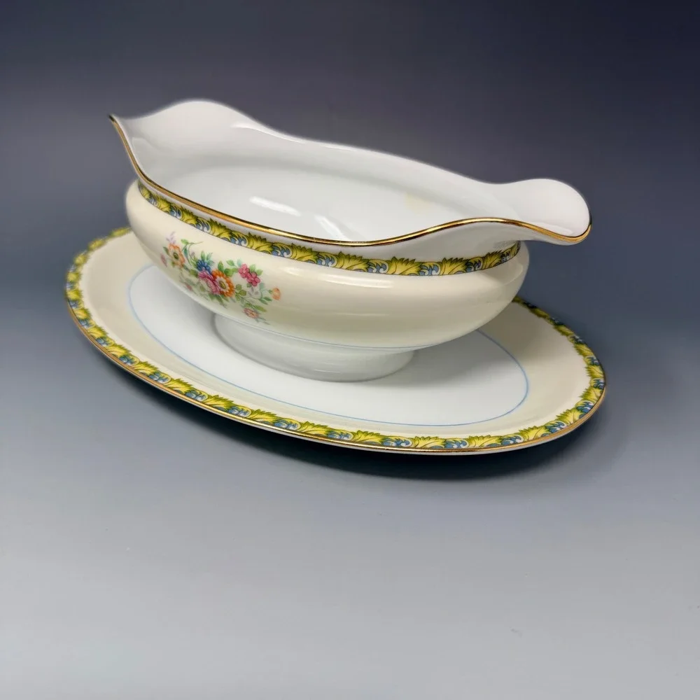Vintage‎ Noritake Morimura Gravy Boat with Attached Underplate Floral Gold Trim